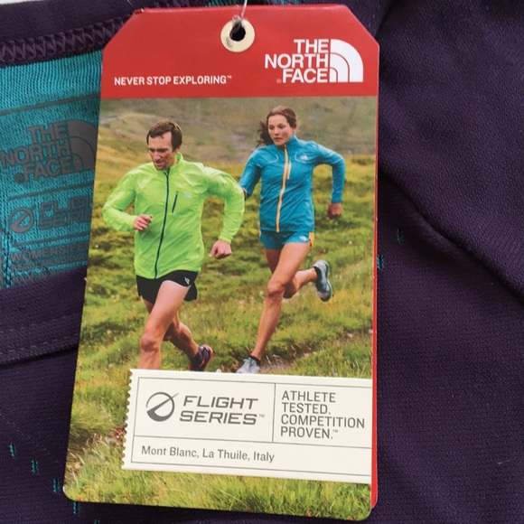 The North Face flight series purple top M/LG - Picture 2 of 6